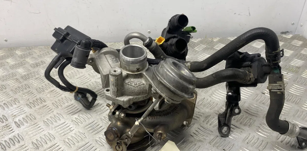 Turbo PEUGEOT 308 2 SW PHASE 1 BREAK occasion