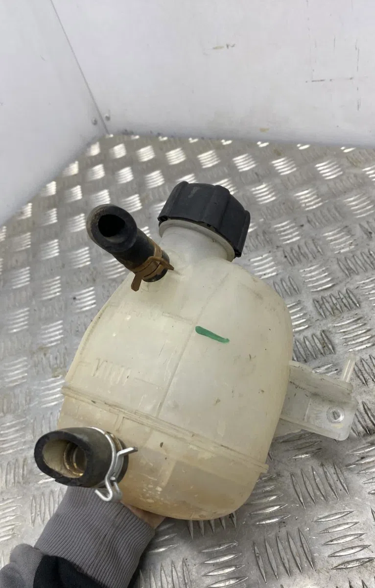 Vase expansion DACIA DUSTER 1 PHASE 1 occasion