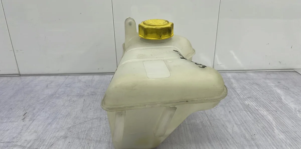 Vase expansion FORD FIESTA 3 PHASE 2 occasion