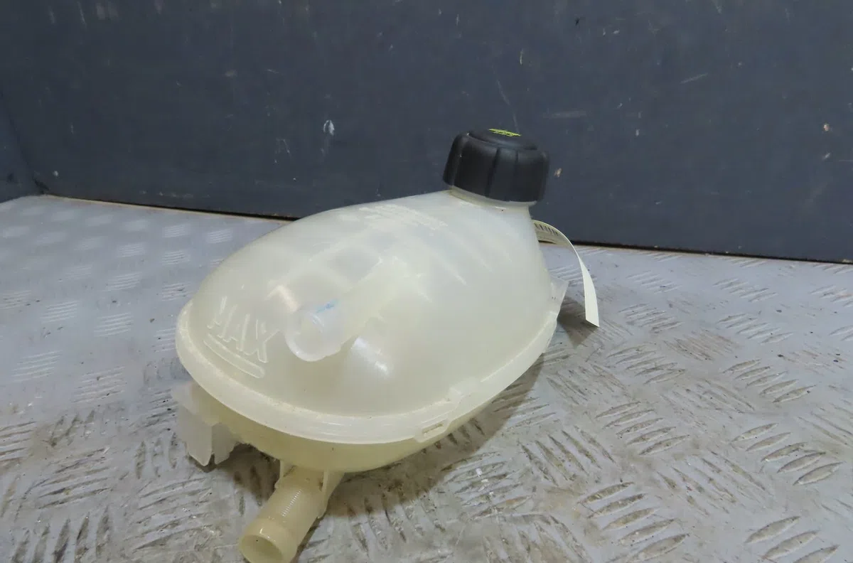 Vase expansion Renault CLIO V (B7_) Tce 90 (b7mt) (2020) occasion