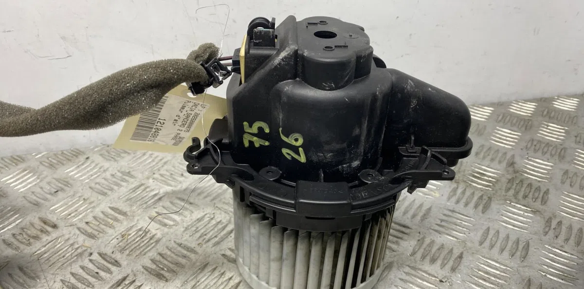 Ventilateur de chauffage DACIA SANDERO 2 PHASE 1 occasion