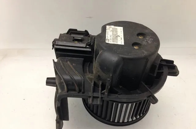 Ventilateur de chauffage RENAULT CLIO II 2001 occasion
