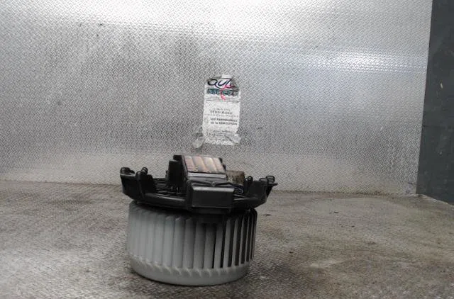 Ventilateur de chauffage SUZUKI SWIFT 3  SWIFT 3 occasion