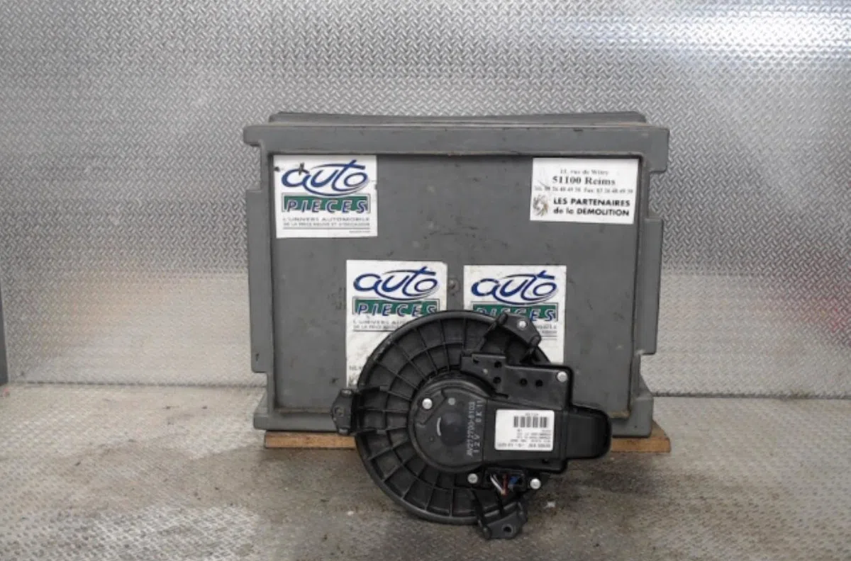 Ventilateur de chauffage Toyota AURIS (_E15_) 2.0 d-4d (ade150_) (2006-2012) occasion