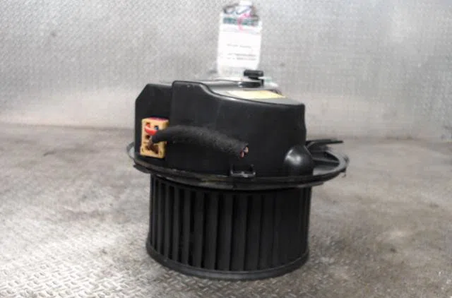 Ventilateur de chauffage VOLKSWAGEN GOLF 5  GOLF 5 occasion