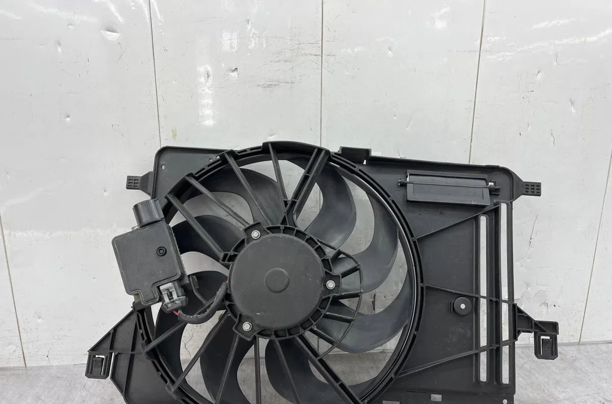 Ventilateur de refroidissement FORD GRAND C-MAX 2 PHASE 1 occasion