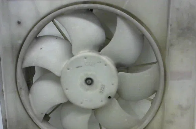 Ventilateur de refroidissement PEUGEOT 107 occasion