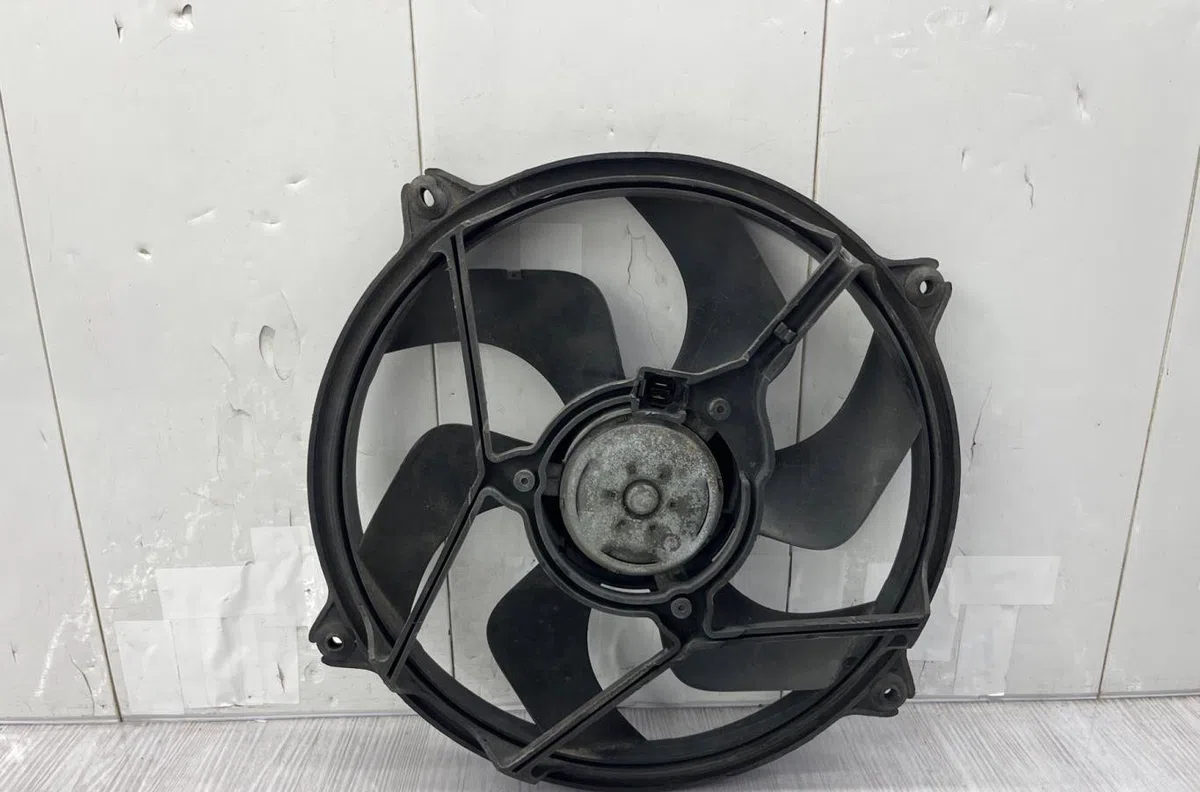 Ventilateur de refroidissement PEUGEOT 607 PHASE 1 occasion