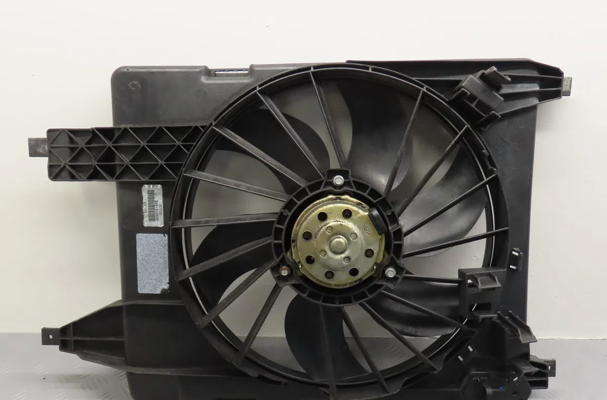 Ventilateur de refroidissement RENAULT SCENIC II 2003 occasion