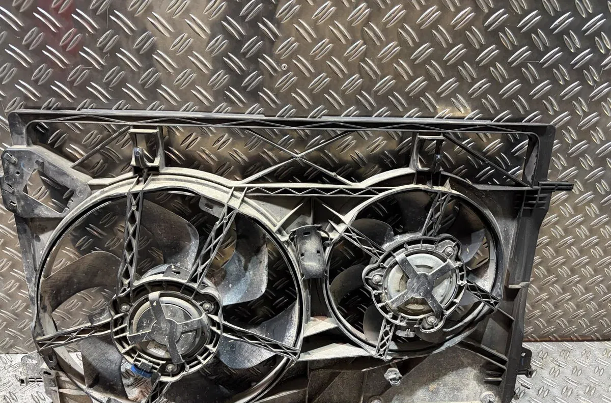 Ventilateur de refroidissement RENAULT TRAFIC 3 COURT PHASE 1 occasion