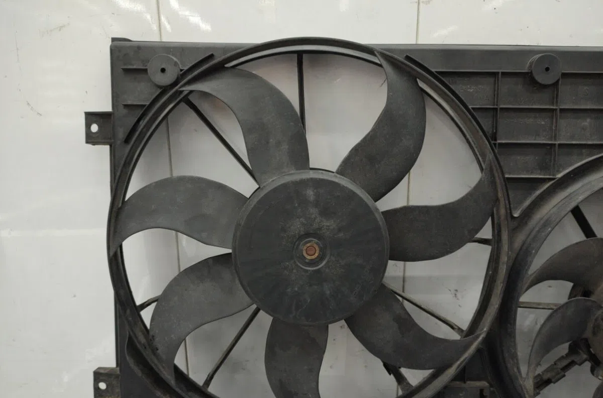 Ventilateur de refroidissement VOLKSWAGEN CADDY 3 PHASE 1 occasion
