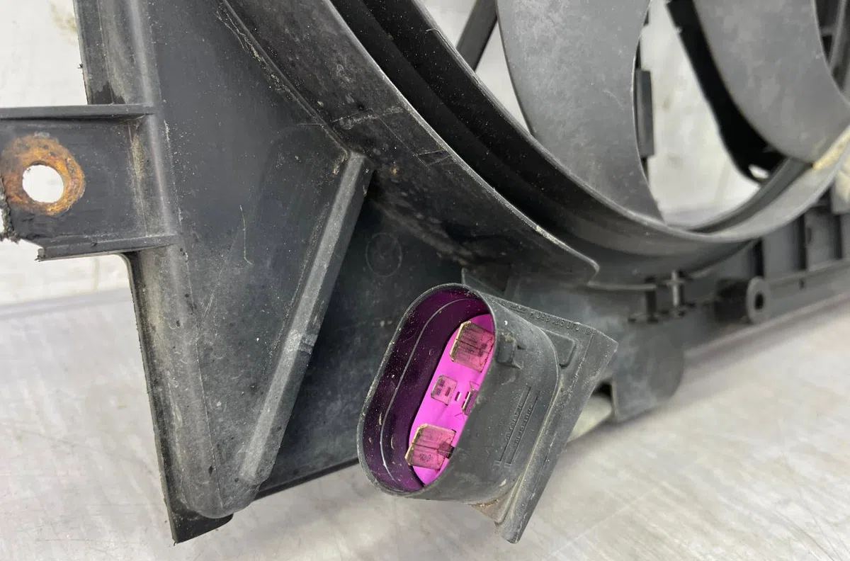 Ventilateur de refroidissement VOLKSWAGEN GOLF 5 occasion