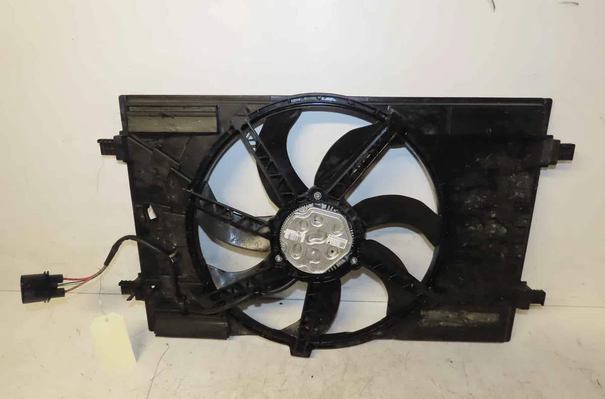 Ventilateur de refroidissement VOLKSWAGEN GOLF VII occasion