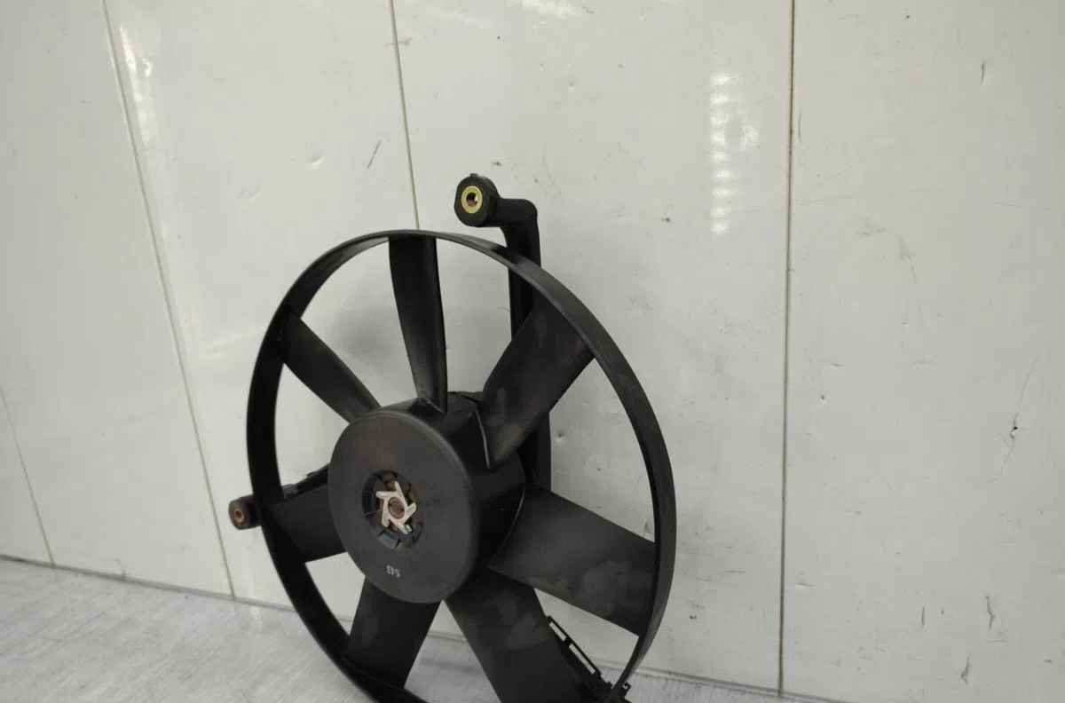 Ventilateur de refroidissement VOLKSWAGEN POLO 3 PHASE 1 occasion