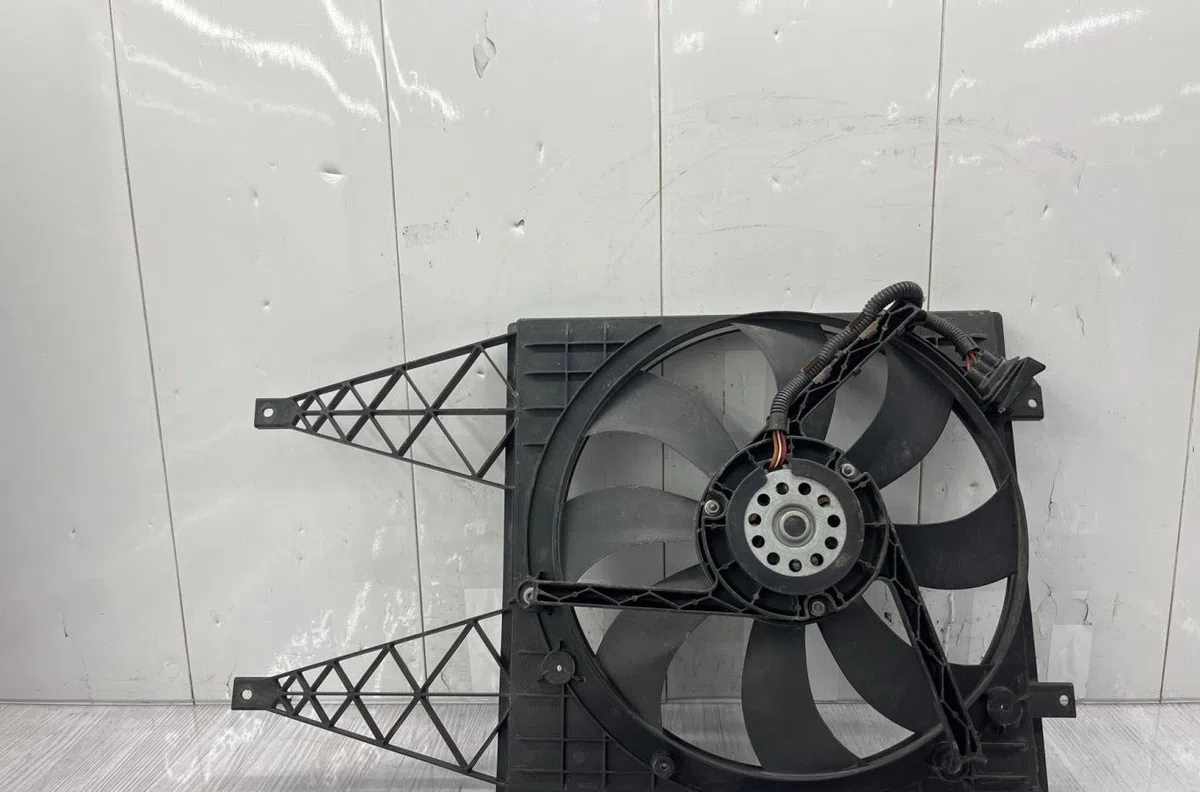 Ventilateur de refroidissement VOLKSWAGEN POLO 4 PHASE 1 occasion