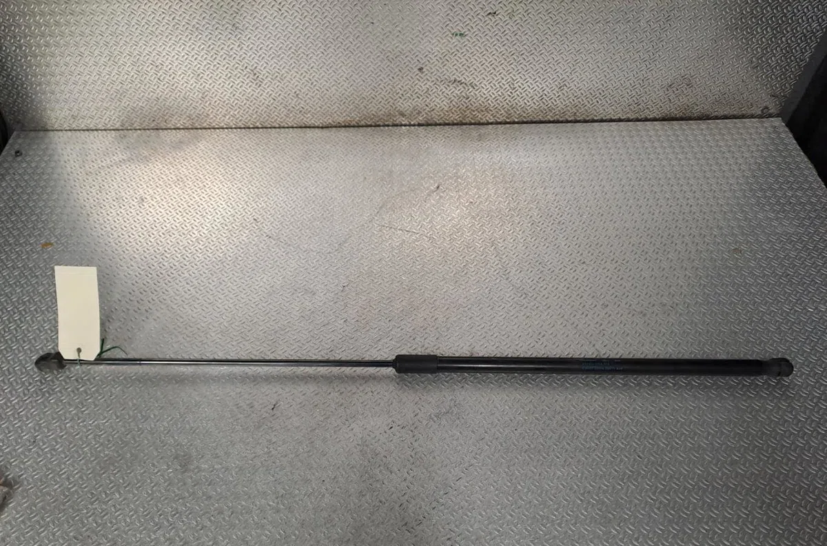 Verin g capot VOLKSWAGEN GOLF 7  GOLF 7 PHASE 2 occasion