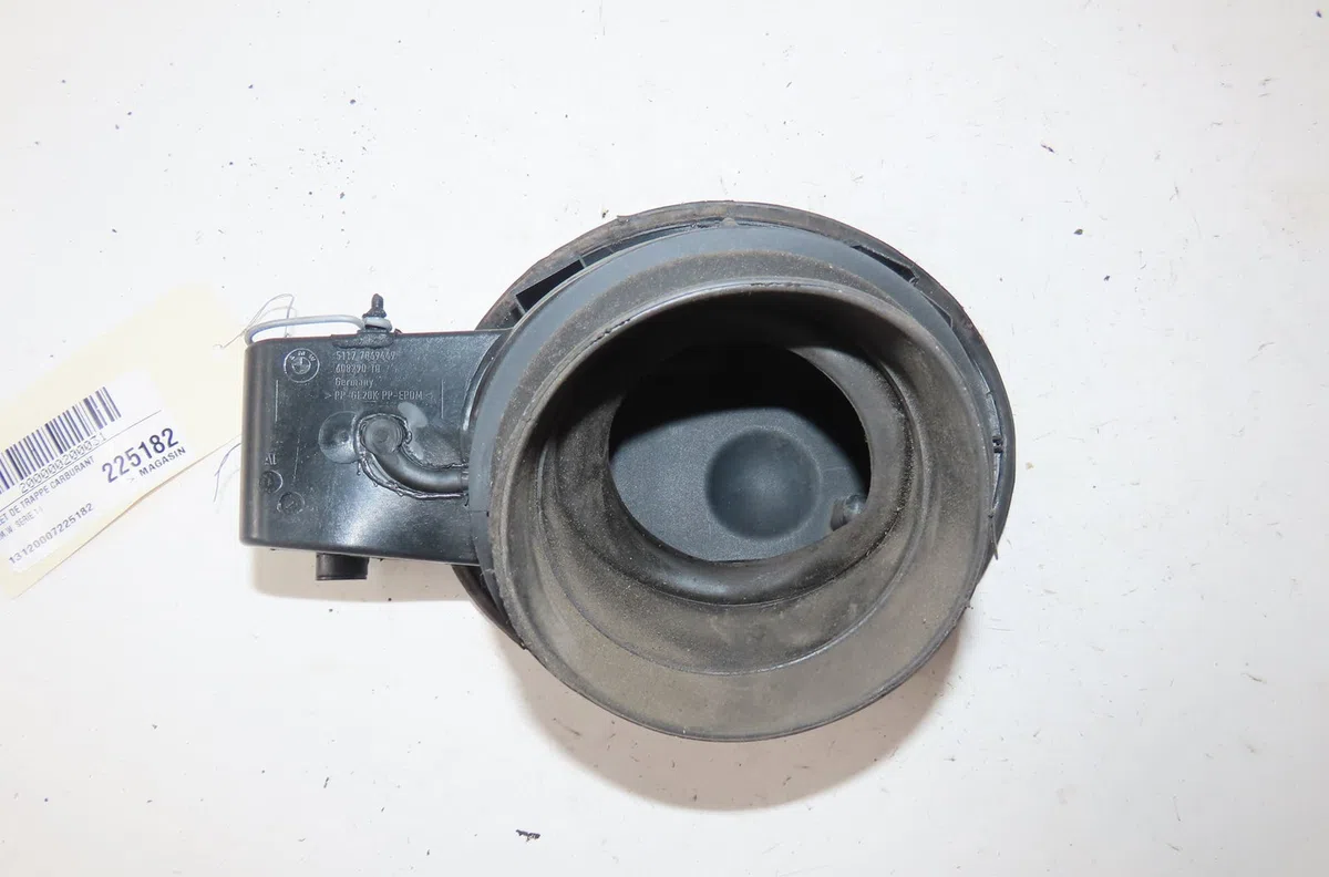 Volet de trappe carburant Bmw 1 (E87) 116 d (2009-2011) occasion