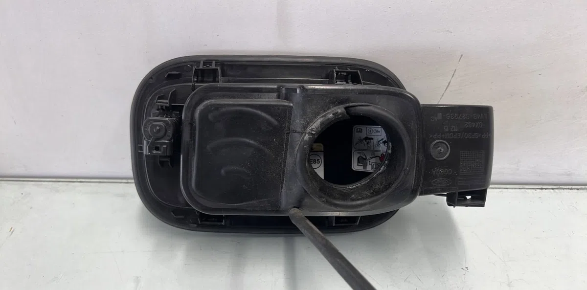 Volet de trappe carburant FORD KUGA 3 PHASE 1 occasion
