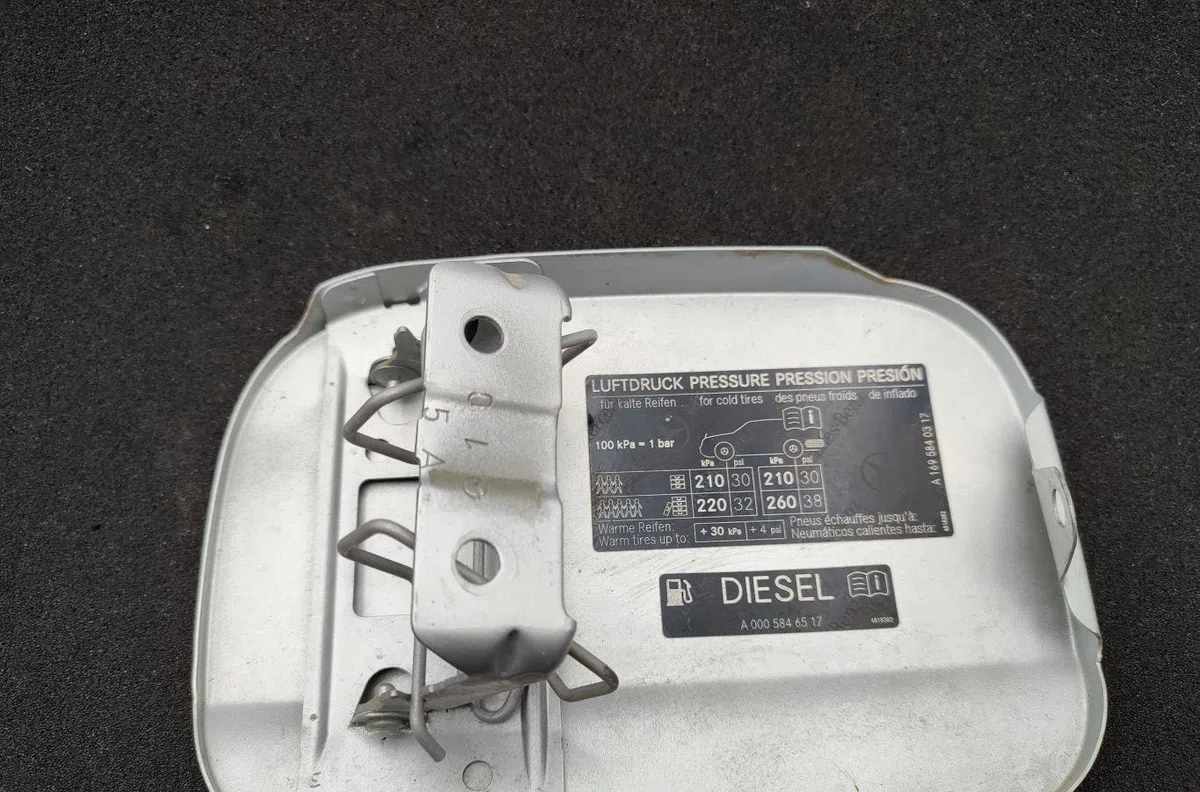 Volet de trappe carburant MERCEDES CLASSE A 169 PHASE 2 occasion