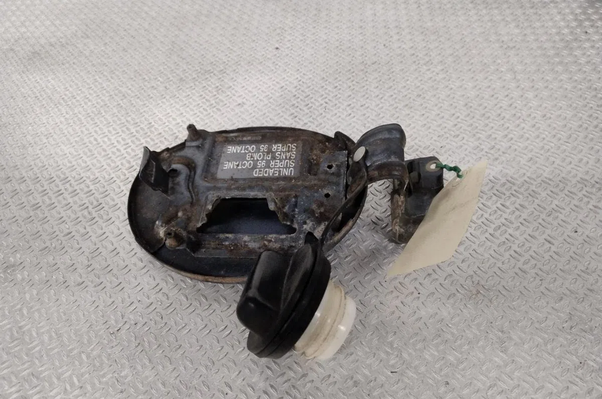 Volet de trappe carburant Nissan NOTE (E11, NE11) 1.4 (2006-2012) occasion