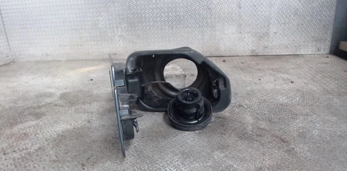 Volet de trappe carburant PEUGEOT 407  407 PHASE 1 BREAK occasion