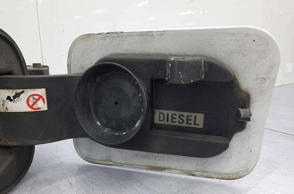Volet de trappe carburant RENAULT MEGANE 2 PHASE 1 occasion