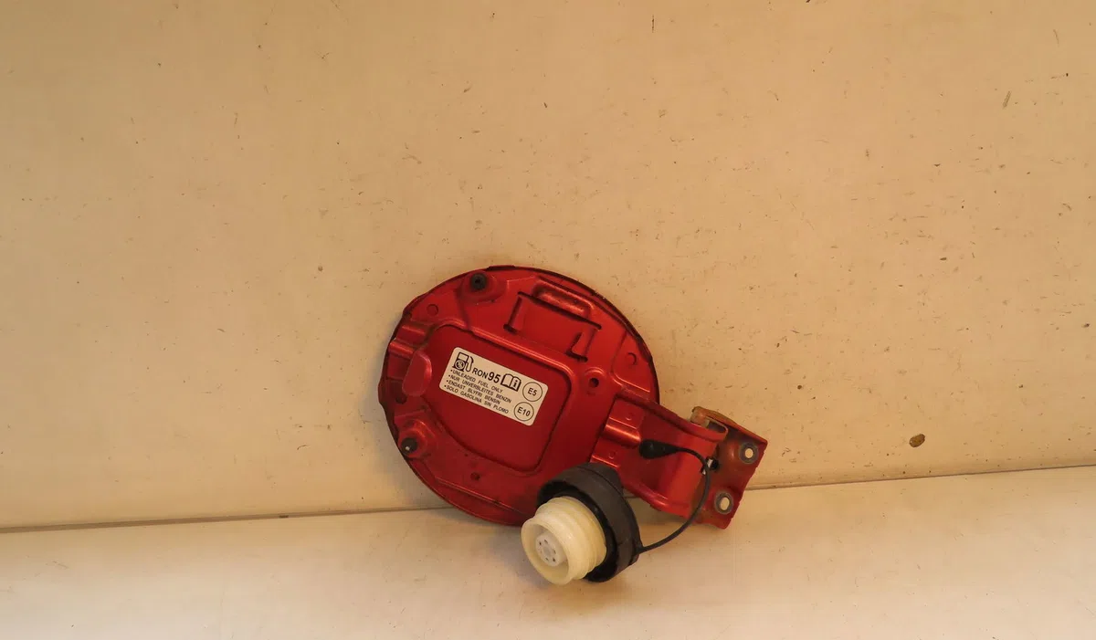 Volet de trappe carburant SUZUKI SWIFT 2019 occasion