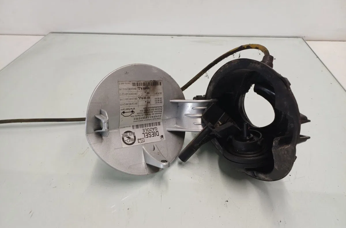 Volet de trappe carburant VOLKSWAGEN PASSAT 6 occasion